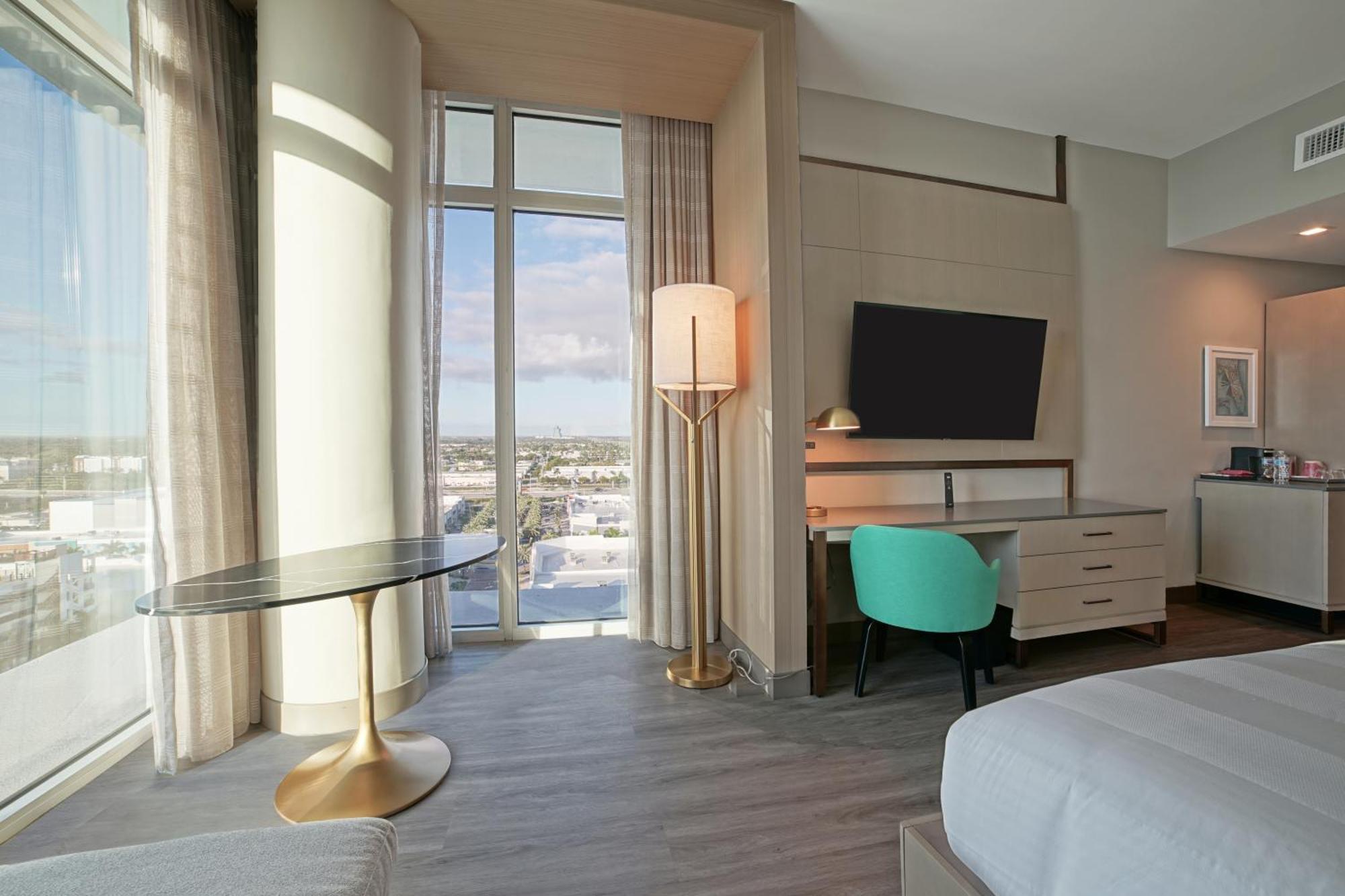 Marriott Fort Lauderdale Airport Дания-Бич Экстерьер фото